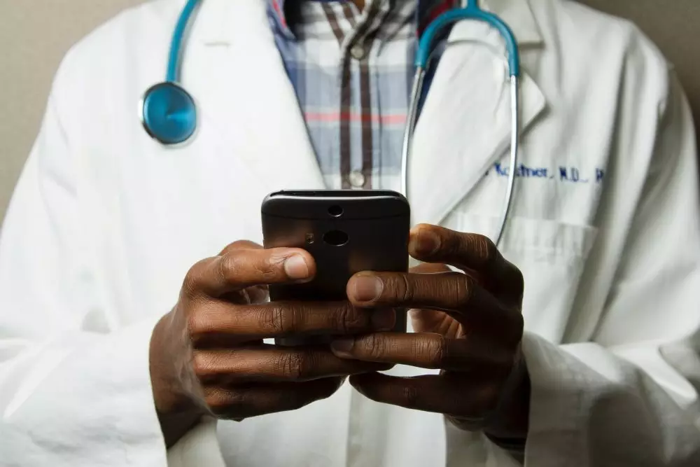 Medical practices should give relevant content and ideas for their audience to be attracted and retained on your website.